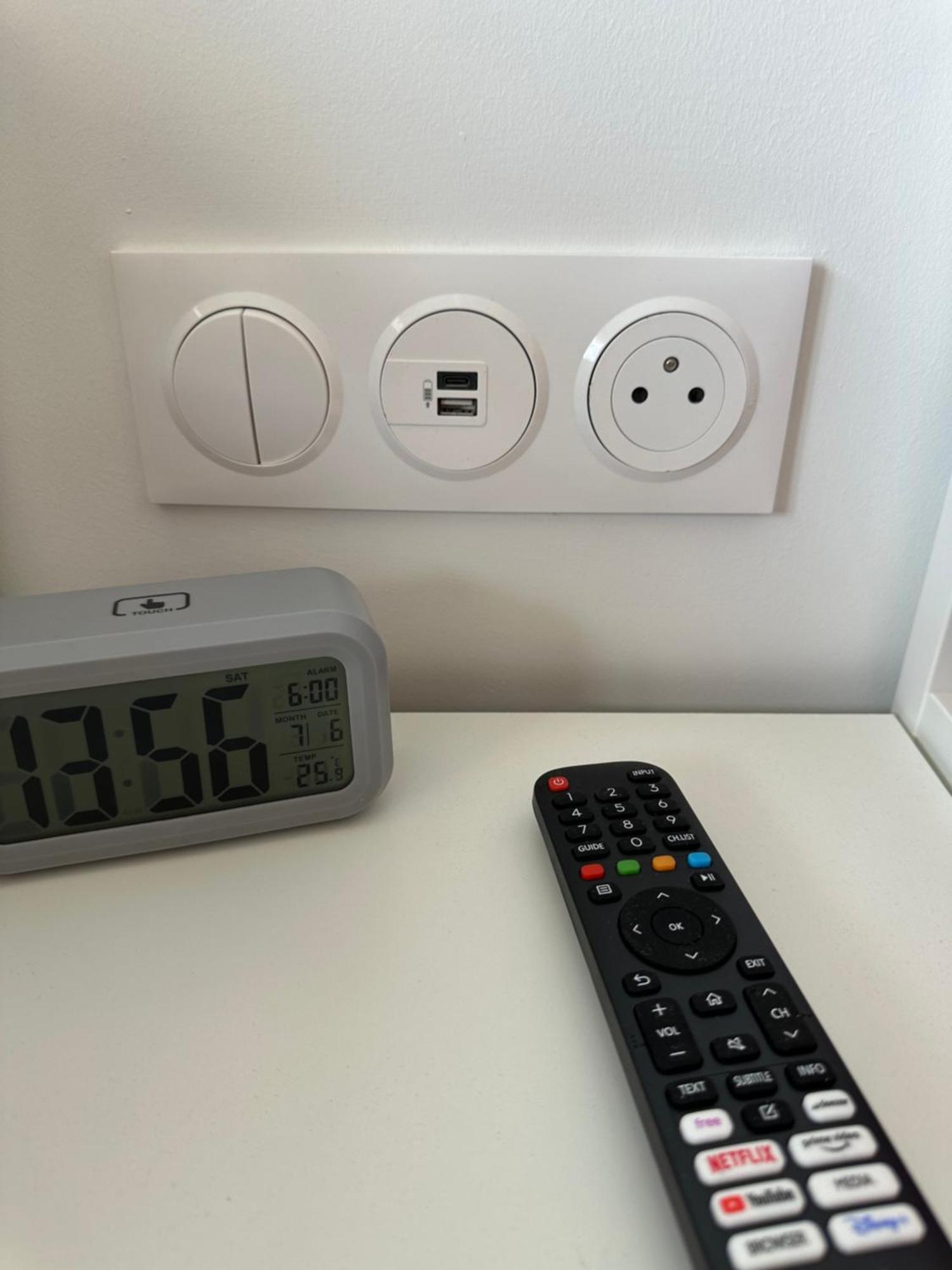 Paris Pantin Magnifique Appartement 4 Pieces De 108M2 Avec 2 Parking Interieur - Tres Cosy Pour 1 A 12 Personnes - Entierement Refait A Neuf Entire Apartment Luxurious And Warm - Pantin Paris 19 Eme Free Wifi Gratuit Ngoại thất bức ảnh