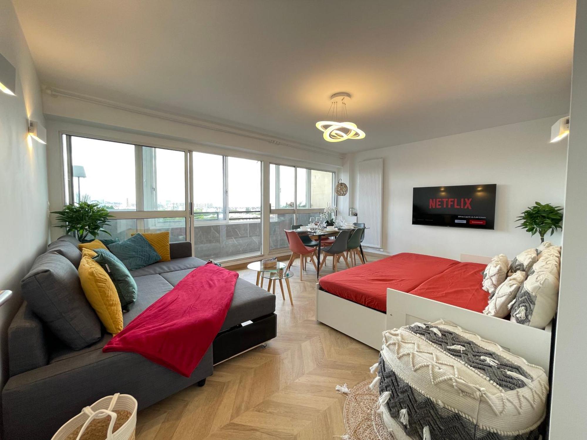 Paris Pantin Magnifique Appartement 4 Pieces De 108M2 Avec 2 Parking Interieur - Tres Cosy Pour 1 A 12 Personnes - Entierement Refait A Neuf Entire Apartment Luxurious And Warm - Pantin Paris 19 Eme Free Wifi Gratuit Ngoại thất bức ảnh