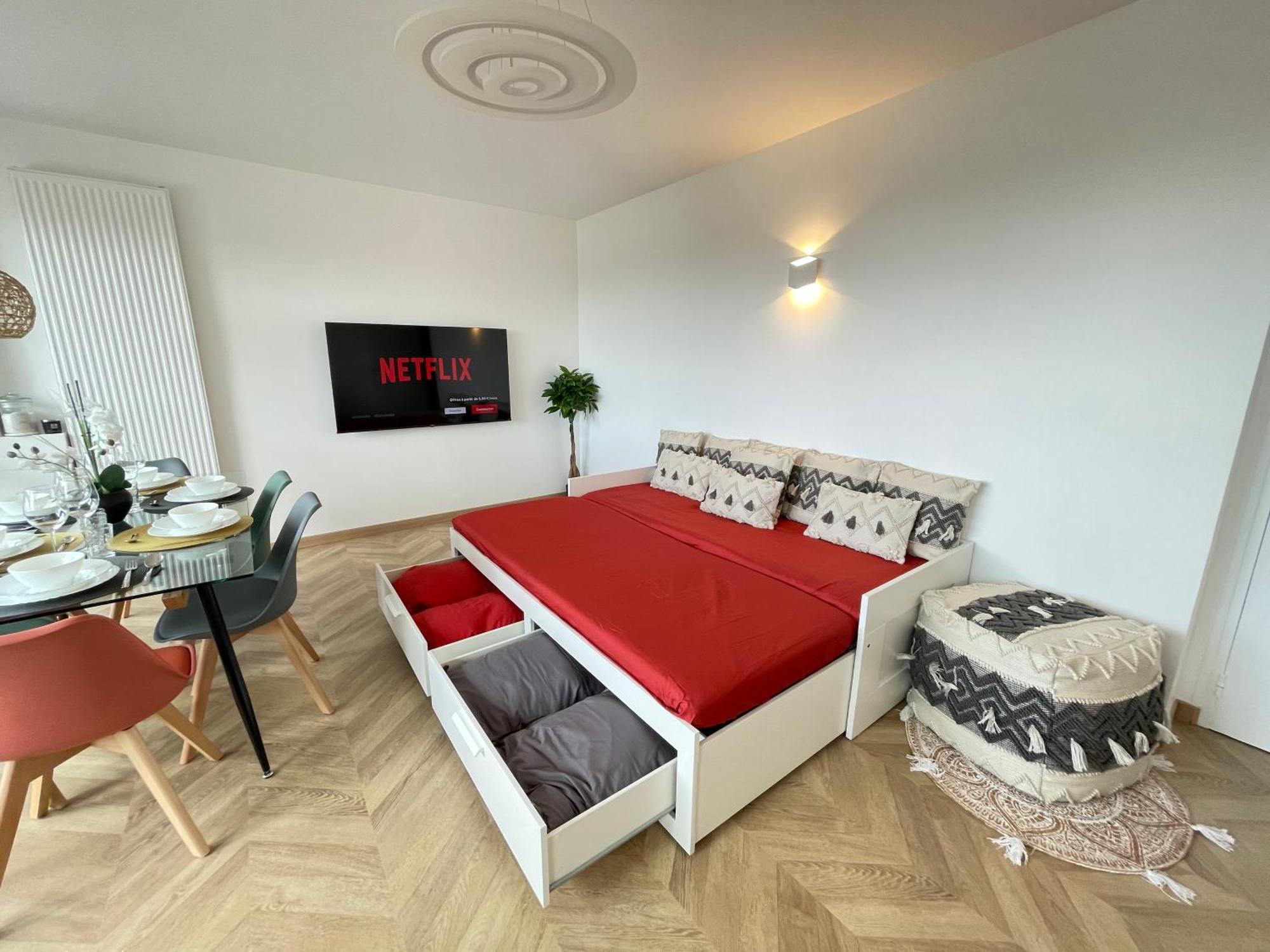 Paris Pantin Magnifique Appartement 4 Pieces De 108M2 Avec 2 Parking Interieur - Tres Cosy Pour 1 A 12 Personnes - Entierement Refait A Neuf Entire Apartment Luxurious And Warm - Pantin Paris 19 Eme Free Wifi Gratuit Ngoại thất bức ảnh