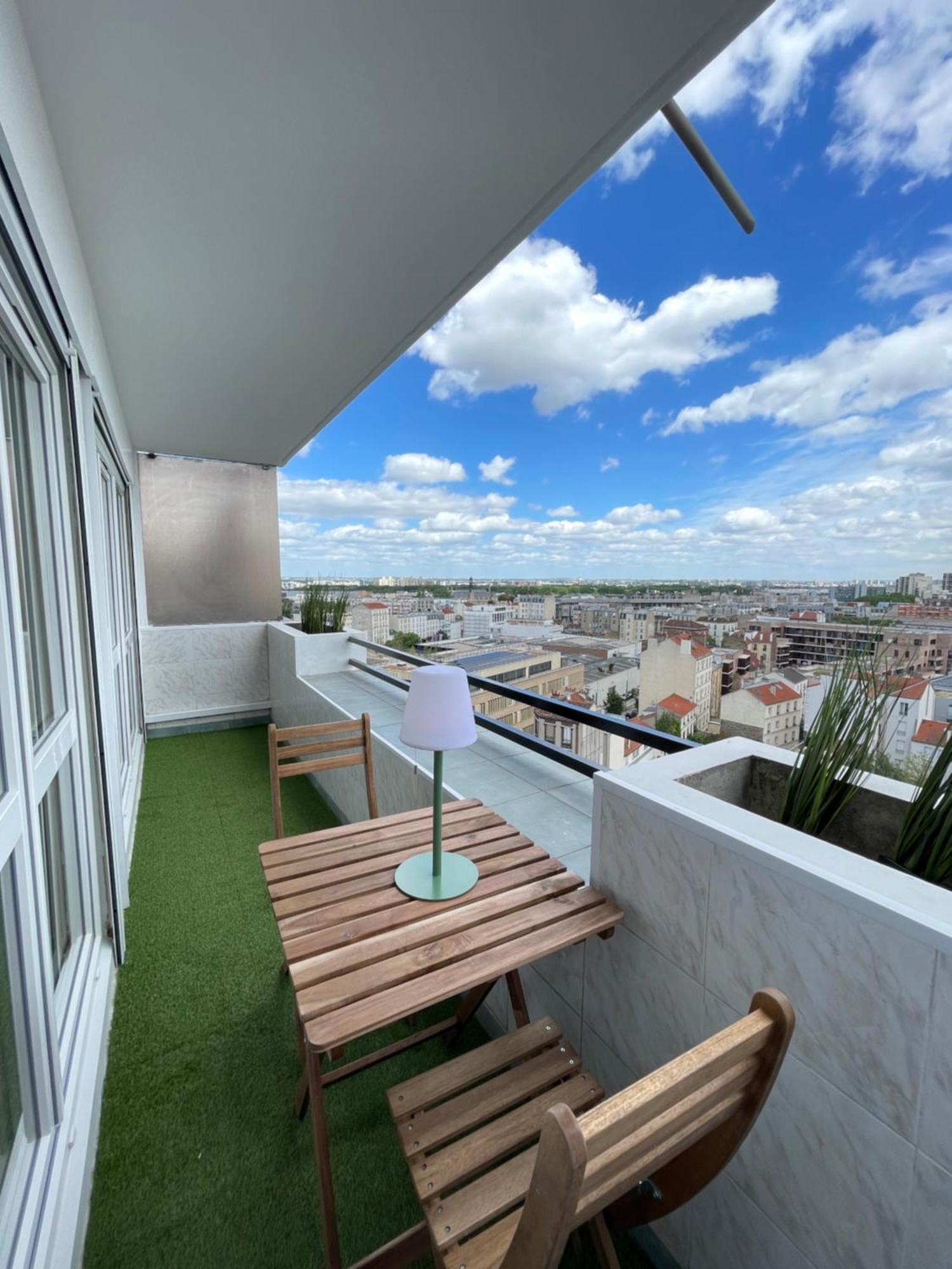 Paris Pantin Magnifique Appartement 4 Pieces De 108M2 Avec 2 Parking Interieur - Tres Cosy Pour 1 A 12 Personnes - Entierement Refait A Neuf Entire Apartment Luxurious And Warm - Pantin Paris 19 Eme Free Wifi Gratuit Ngoại thất bức ảnh