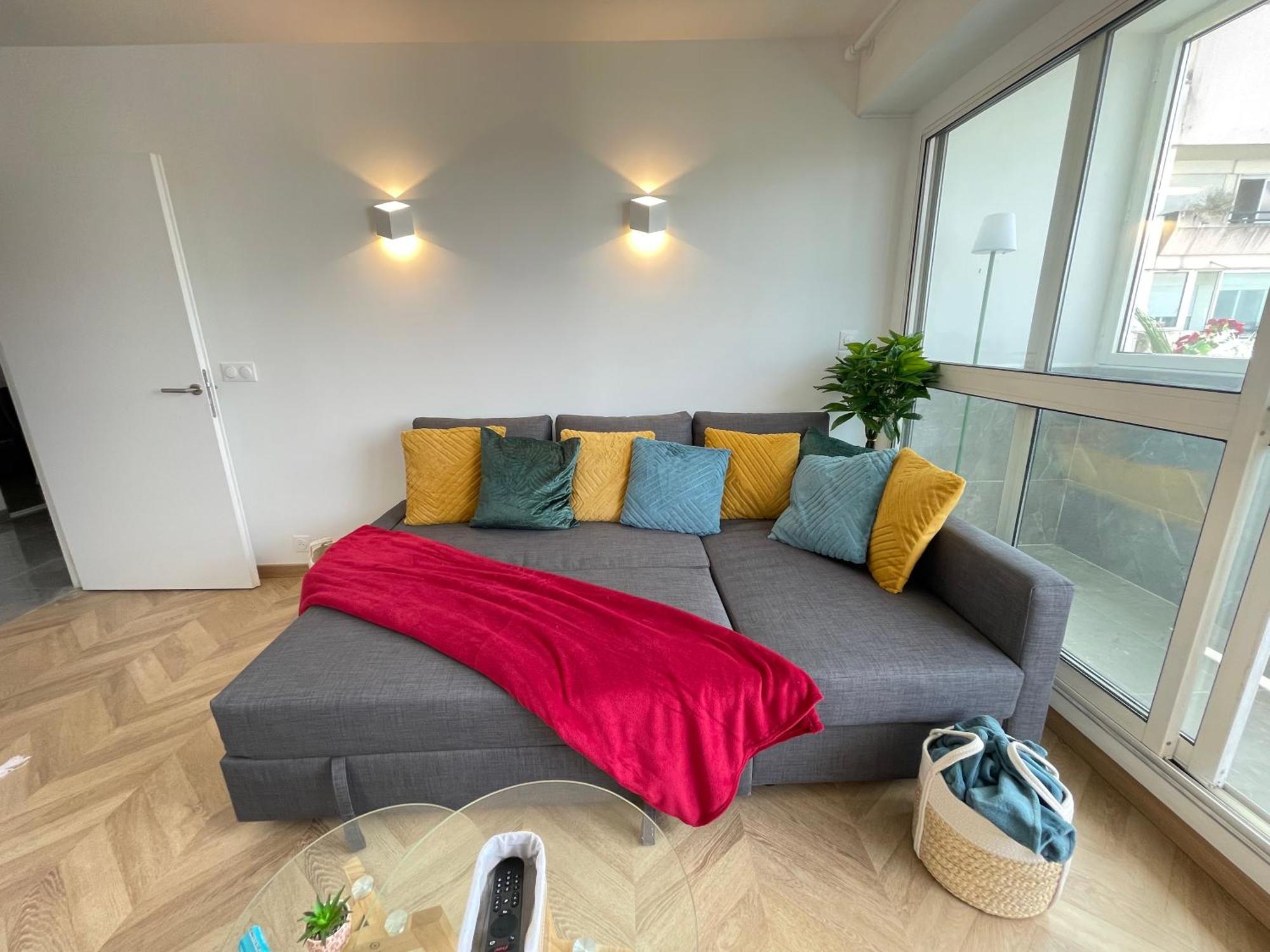Paris Pantin Magnifique Appartement 4 Pieces De 108M2 Avec 2 Parking Interieur - Tres Cosy Pour 1 A 12 Personnes - Entierement Refait A Neuf Entire Apartment Luxurious And Warm - Pantin Paris 19 Eme Free Wifi Gratuit Ngoại thất bức ảnh