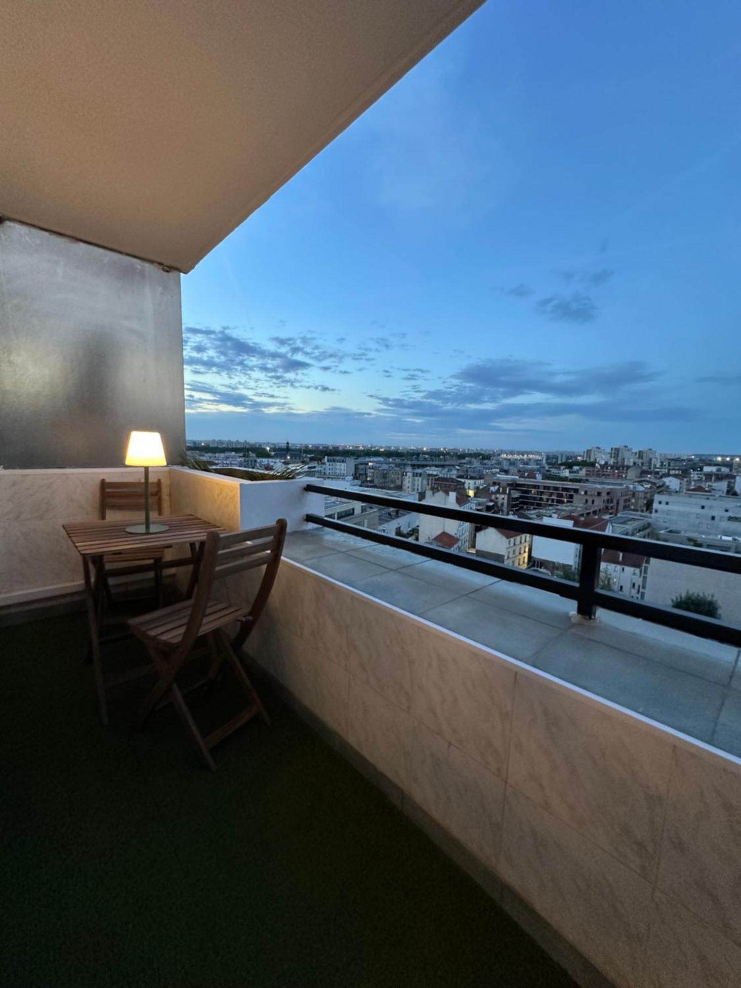 Paris Pantin Magnifique Appartement 4 Pieces De 108M2 Avec 2 Parking Interieur - Tres Cosy Pour 1 A 12 Personnes - Entierement Refait A Neuf Entire Apartment Luxurious And Warm - Pantin Paris 19 Eme Free Wifi Gratuit Ngoại thất bức ảnh