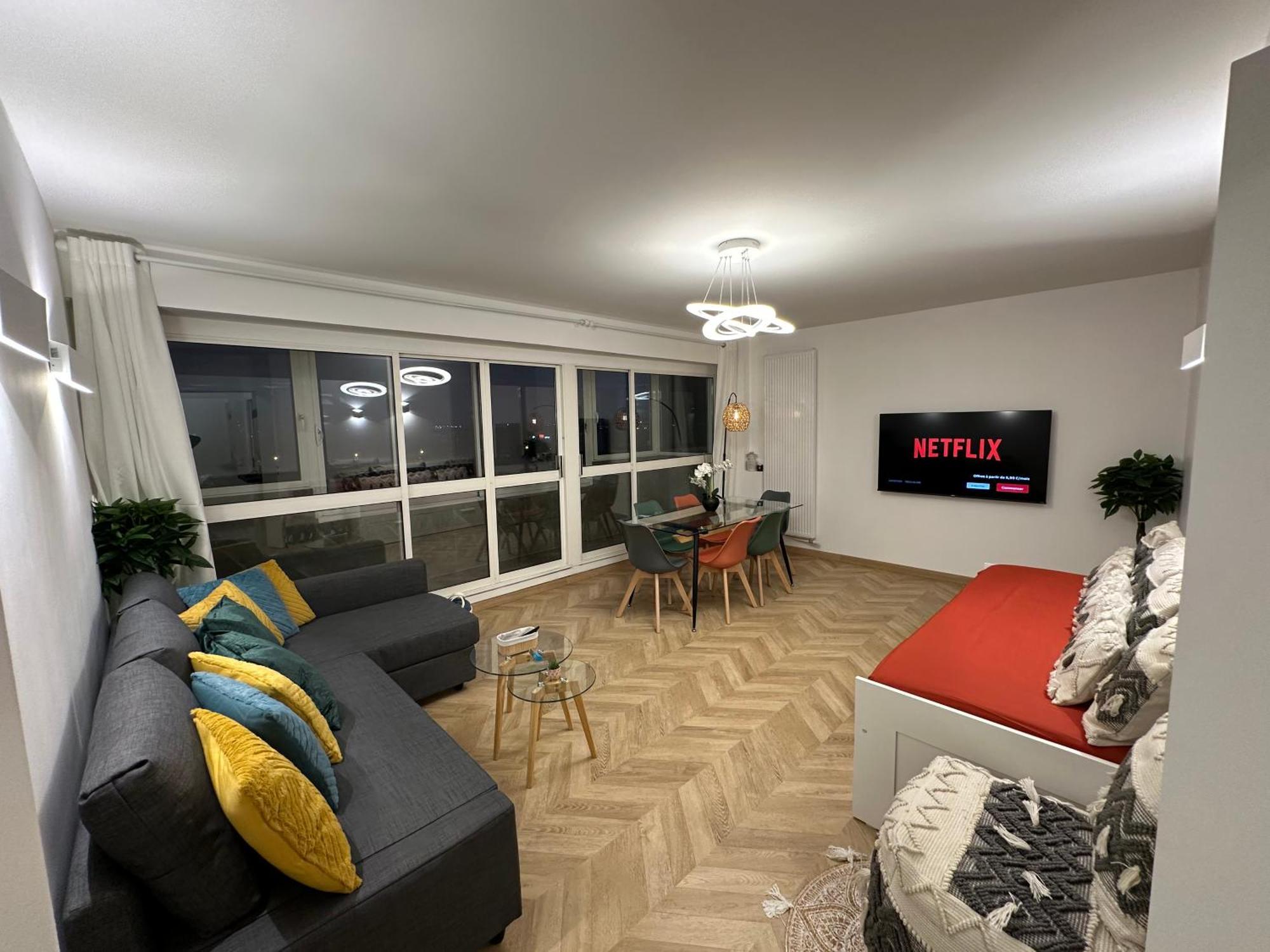 Paris Pantin Magnifique Appartement 4 Pieces De 108M2 Avec 2 Parking Interieur - Tres Cosy Pour 1 A 12 Personnes - Entierement Refait A Neuf Entire Apartment Luxurious And Warm - Pantin Paris 19 Eme Free Wifi Gratuit Ngoại thất bức ảnh